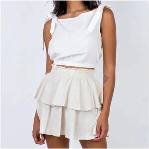 Princess Polly, Size 2, Cream